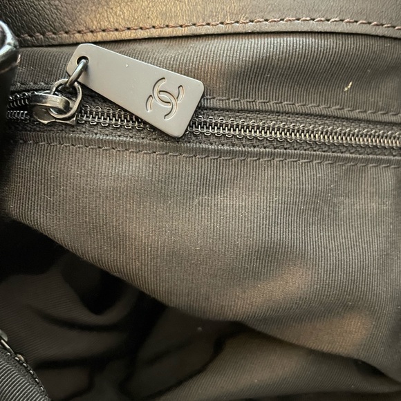 Authentic Chanel Vintage Black CC Turn-lock Leather Satchel - Picture 7 of 13